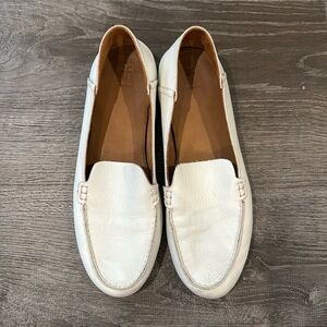 Frye Womens Sedona Venetian Moc Loafer White Leather Slip On Shoes - Size 9.5
